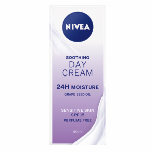 Nivea Nourshing Moisturiser Day Cream For Dry & Sensitive Skin SPF 15 50ML